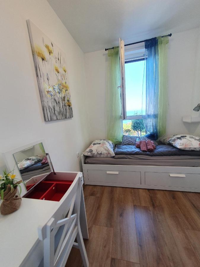 Studio Apartman Fredi Appartement Opatija Buitenkant foto
