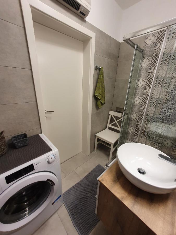 Studio Apartman Fredi Appartement Opatija Buitenkant foto